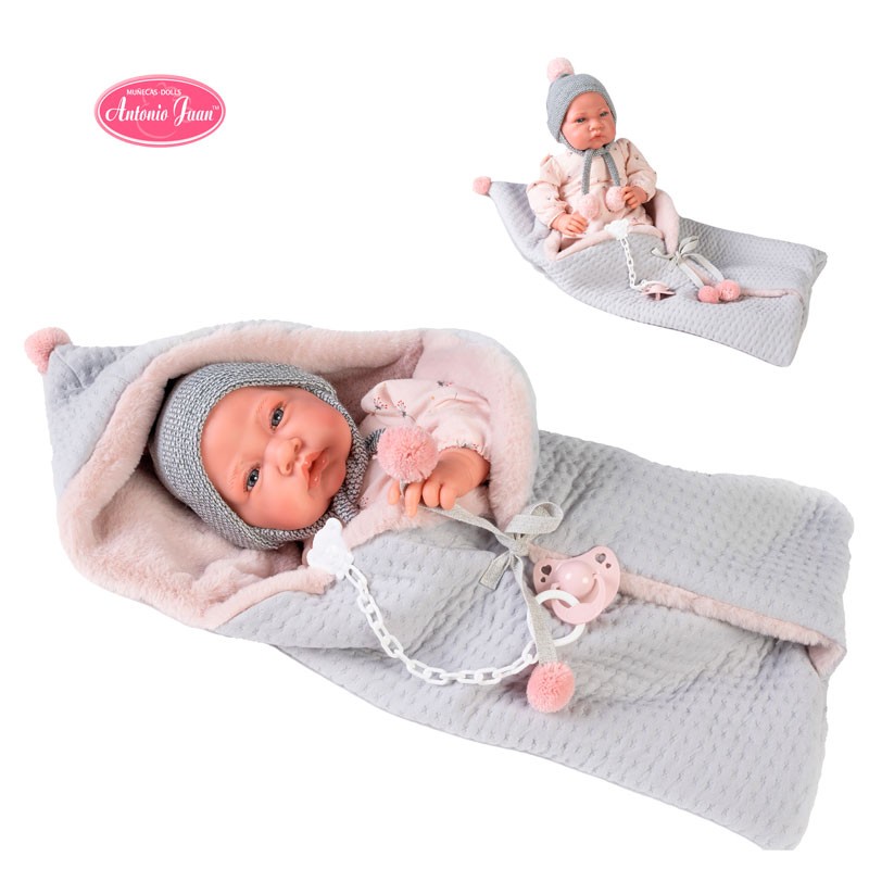 MUÑECA RN CON SAQUITO  42CM
