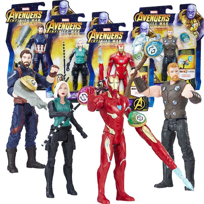 AVENGERS FIGURA 15 CM CON GEMA