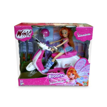 WINX BLOOM + VESPA