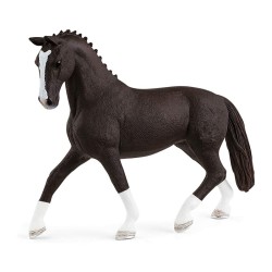 FIGURA YEGUA HANNOVERIANA AZAB